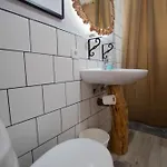 Дерев'яний котедж Finca Pajaritos